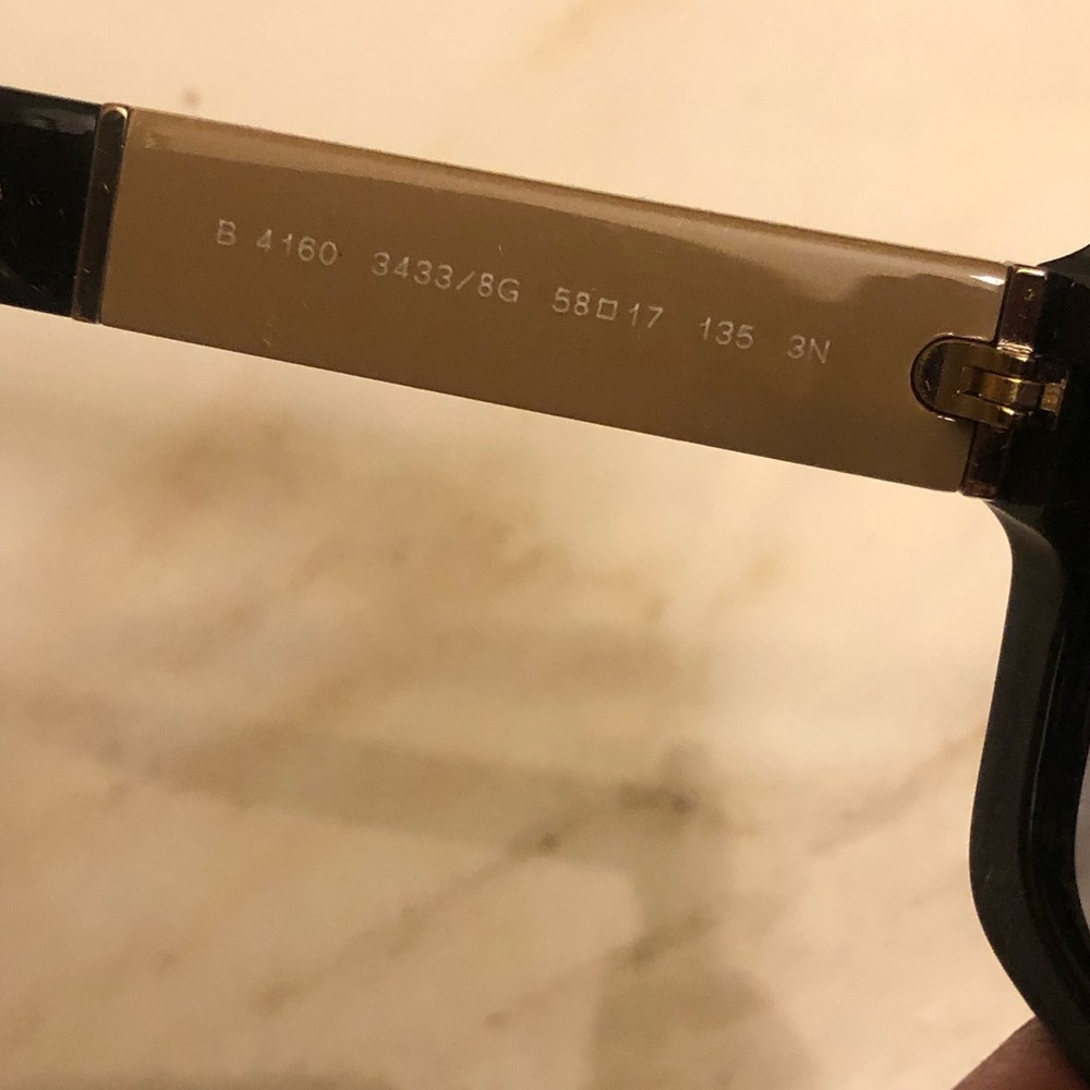 🔥NEW BURBERRY SUNGLASSES 🔥 - Picture 10 of 12